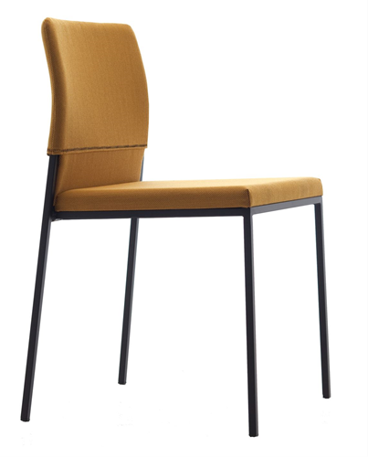 Hat 803 - gestoffeerde design stoel