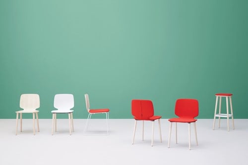 Babila 2750 - kunststof stoel met houten poten. 100% Gecertificeerd hout-8