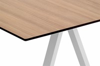 Arki Desk - Tafel met een dun (Fenix) volkern of spaanplaat blad en schuine poten-2