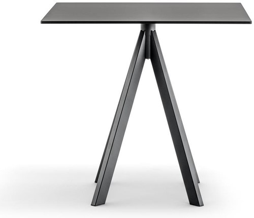 Arki 4 - kleine design tafel met een volkern blad en 4 schuine poten-3