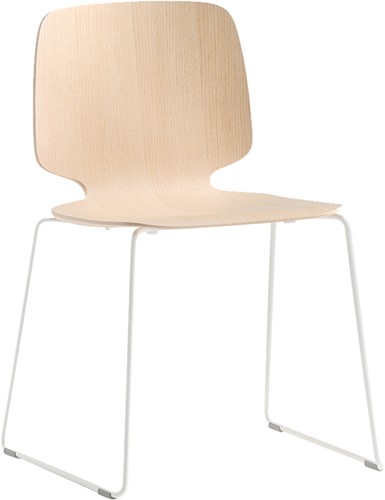 Babila 2720 - houten stoel met sledeframe 100% Gecertificeerd hout