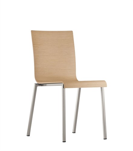 Kuadra 1321 - houten stoel met vierkant buisframe