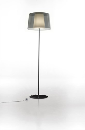 L001ST/BA - Staande lamp met een smalle en brede kunststof kap