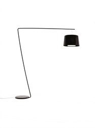 L001T/B - staande Z-lamp met brede kunststof kap