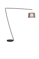 L001T/BA - staande Z-lamp met een smalle en brede kunststof kap