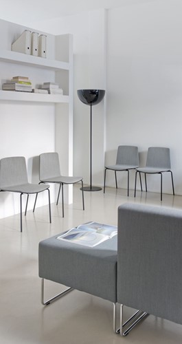 L002ST/BA - staande lamp met half ronde kunststof kap-3