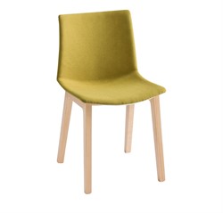 Point/Kanvas Wood Front - kunststof stoel met gestoffeerde zitting met houten poten