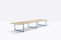 Toa Tafel - design vergader- conferentie tafel met een dun volkern blad en slanke poten-2