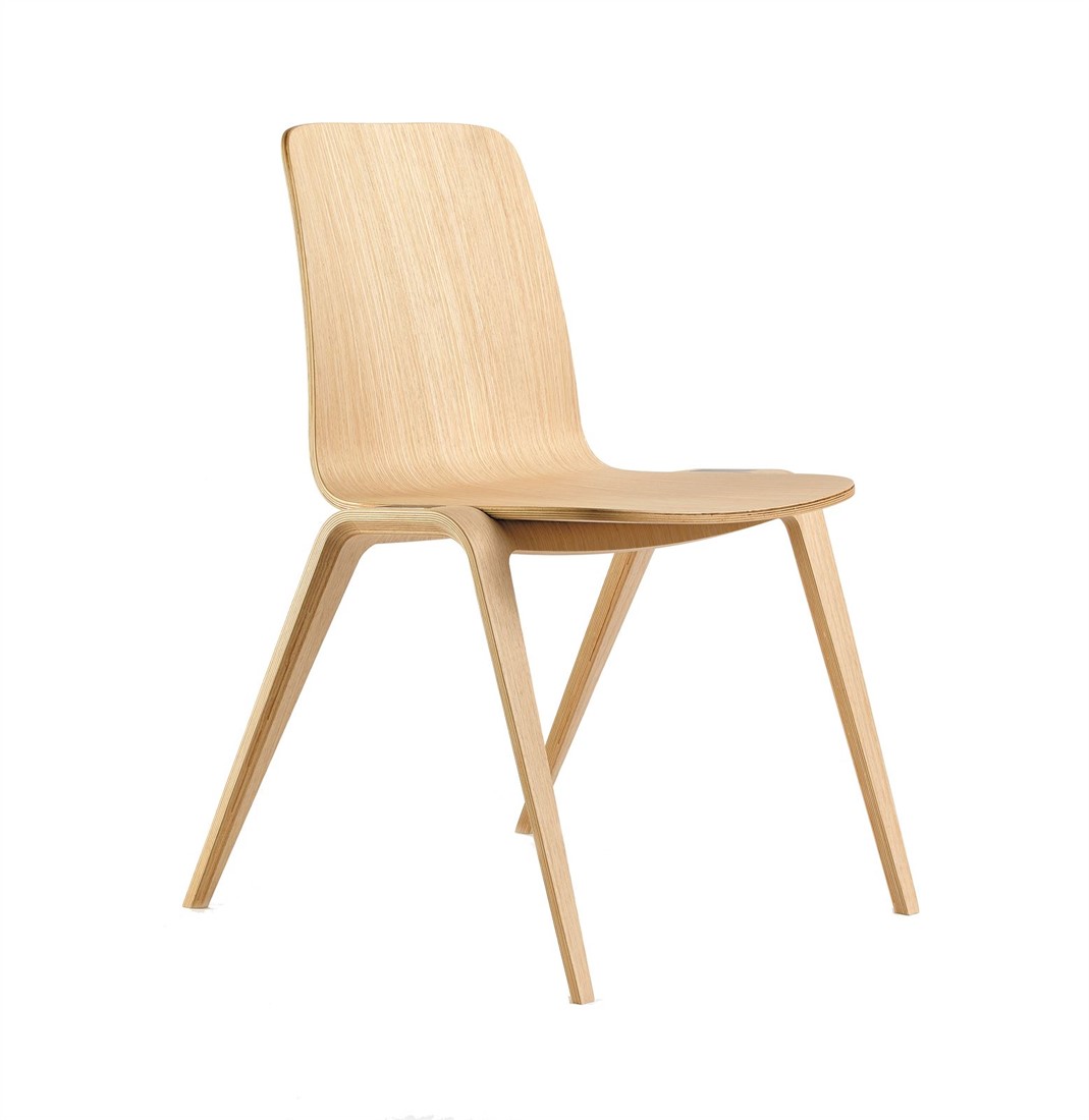 Hysterisch Zijn bekend ga verder Woodstock met dichte rug - geheel houten en verticaal stapelbare stoel bij FP Collection Hysterisch Zijn bekend ga verder Woodstock met dichte rug - geheel houten en verticaal stapelbare stoel bij FP Collection